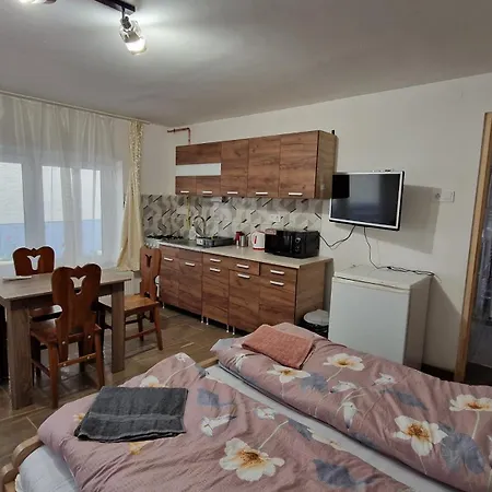 Ovarosi Kohaz Lejlighedshotel Sárospatak