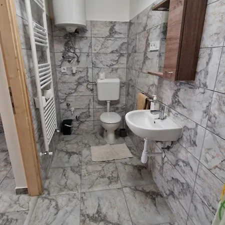 Lejlighedshotel Ovarosi Kohaz Sárospatak